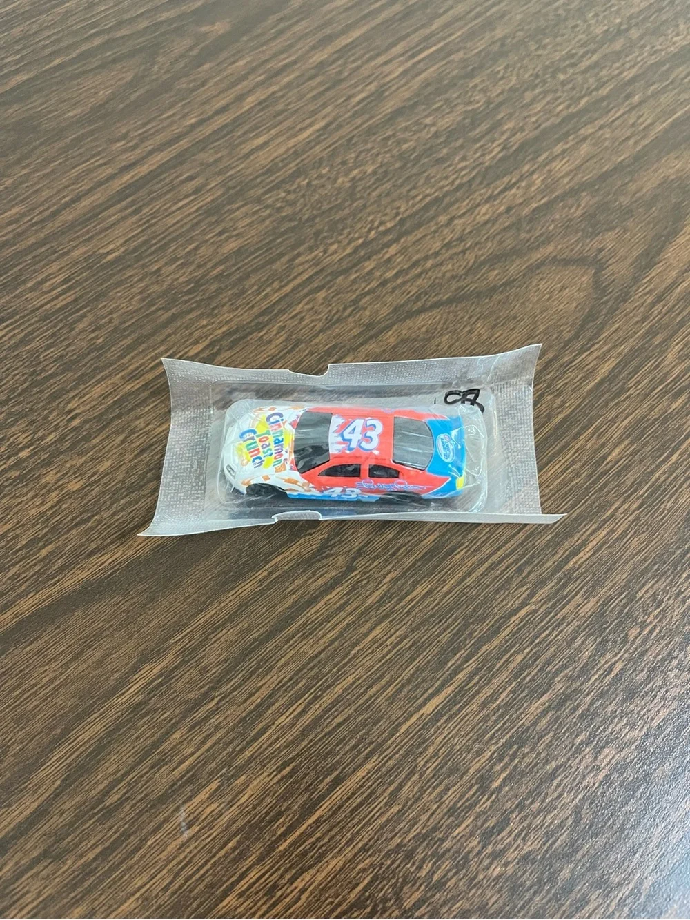 2008 Richard Petty #43 Cheerios Cinnamon Toast Crunch Diecast 1:64 NEW